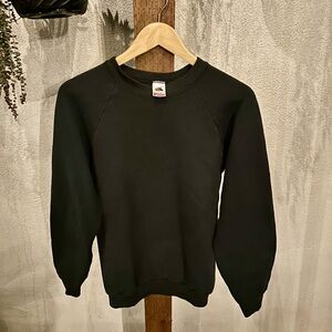 VNTG 90s Classic Black Sweater